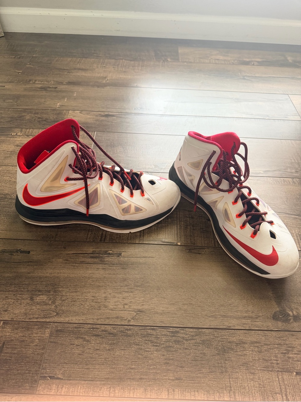 Nike LeBron 10 ‘Heat Home’ Basketball Shoes